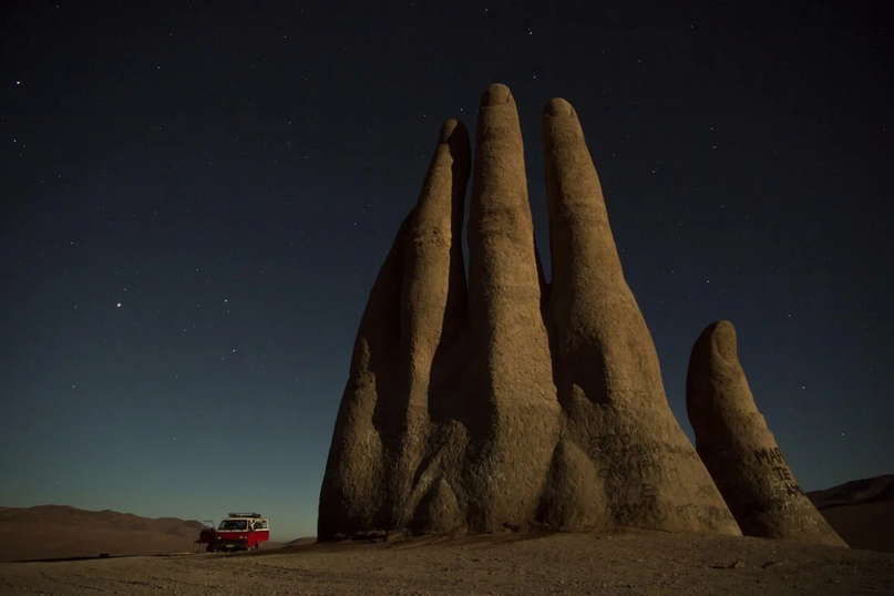 Desert hand - Informative, Desert, Nature, Chile, Around the world, The national geographic, Facts, Longpost