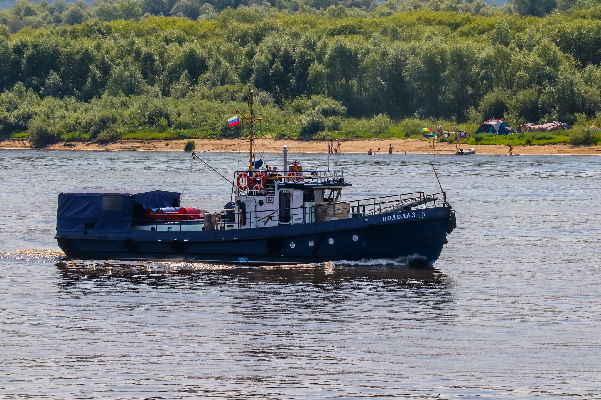 On the river - My, The photo, River, Nature, Boat, Tow, Airplane, Roll, Longpost