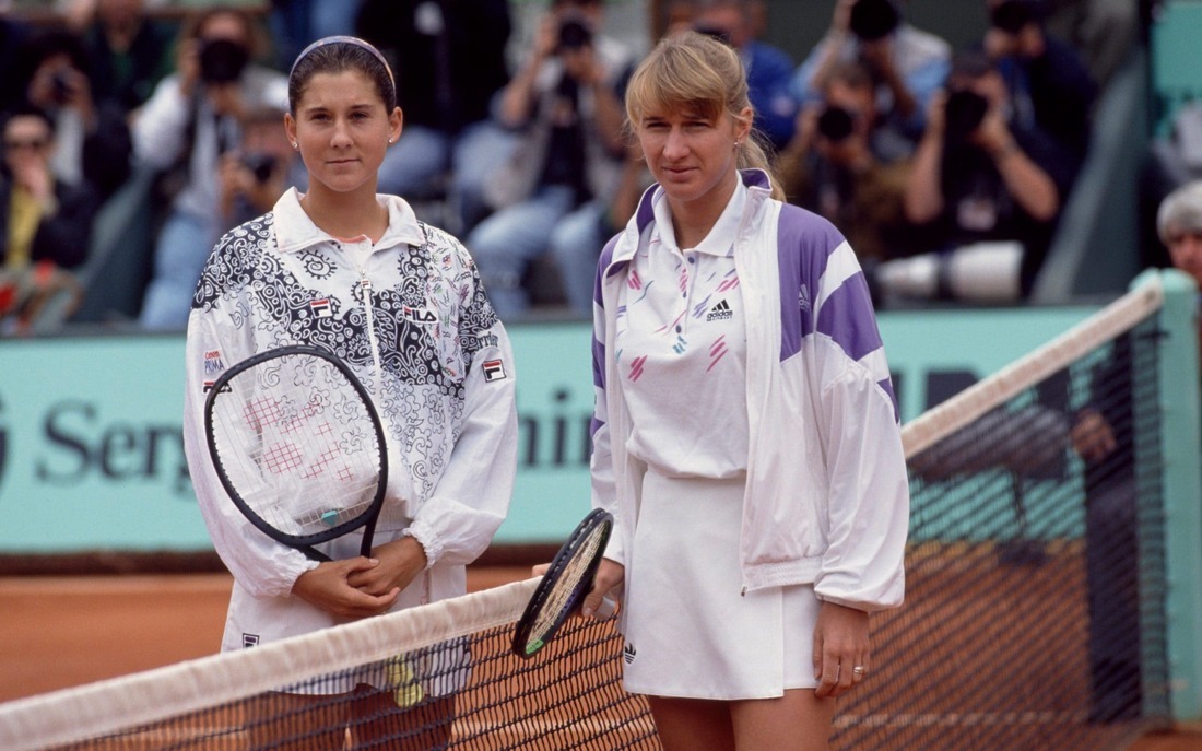 During the match, the madman hit the first racket of the world with a knife. A creepy story from the 90s women's tennis - Negative, Story, Tennis, Onliner by, Yugoslavia, Germany, Video, Youtube, Longpost, Repeat