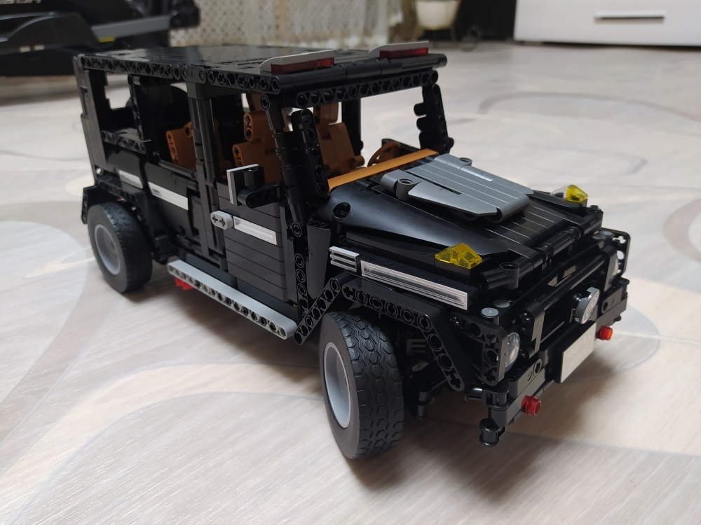 Mercedes-benz G65 from Mold King 13068 for neat and patient - My, Constructor, Lego, Hobby, Toys, Modeling, Analogue, Chinese goods, Enthusiasm, Cubes, Mercedes, SUV, Jeep, Four-wheel drive, Reducer, Stand modeling, Scale model, Longpost