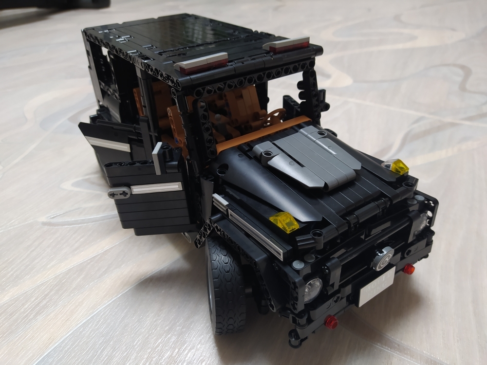 Mercedes-benz G65 from Mold King 13068 for neat and patient - My, Constructor, Lego, Hobby, Toys, Modeling, Analogue, Chinese goods, Enthusiasm, Cubes, Mercedes, SUV, Jeep, Four-wheel drive, Reducer, Stand modeling, Scale model, Longpost