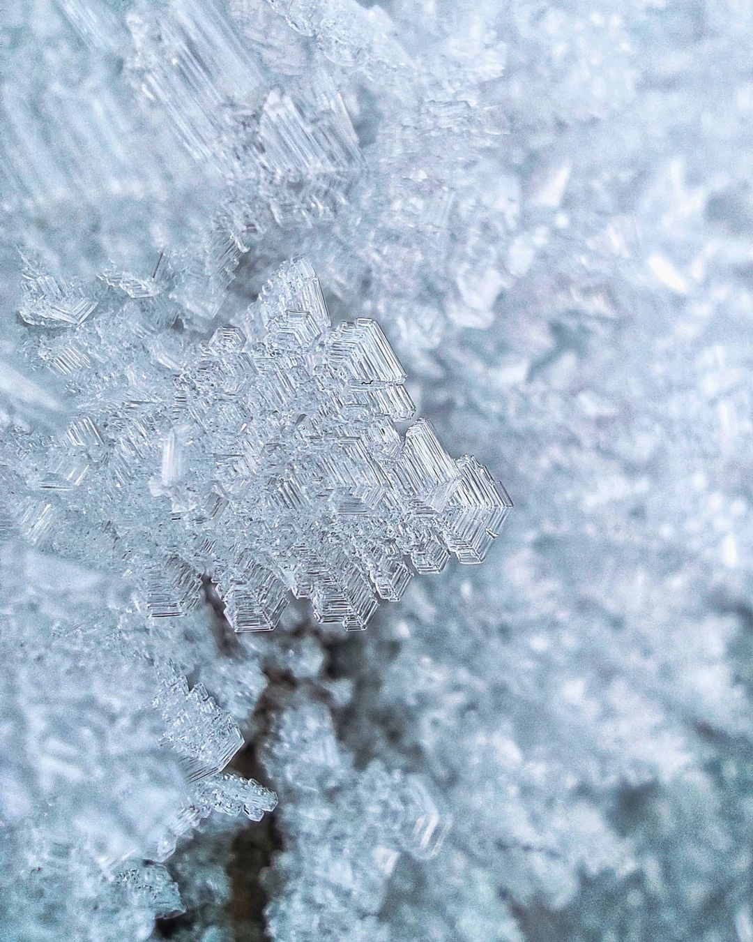 Snow crystals.Macro.Shot on Redmi Note 9S - My, Macro photography, Snow, The photo, beauty, Crystals, Longpost, Shuya, Mobile photography