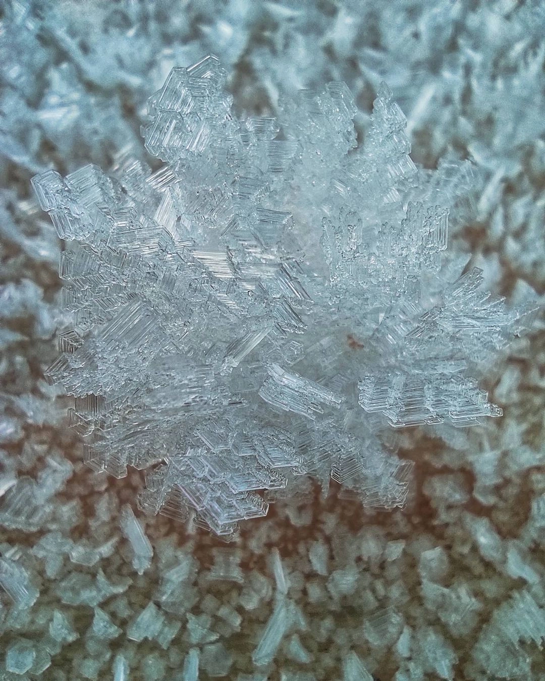 Snow crystals.Macro.Shot on Redmi Note 9S - My, Macro photography, Snow, The photo, beauty, Crystals, Longpost, Shuya, Mobile photography