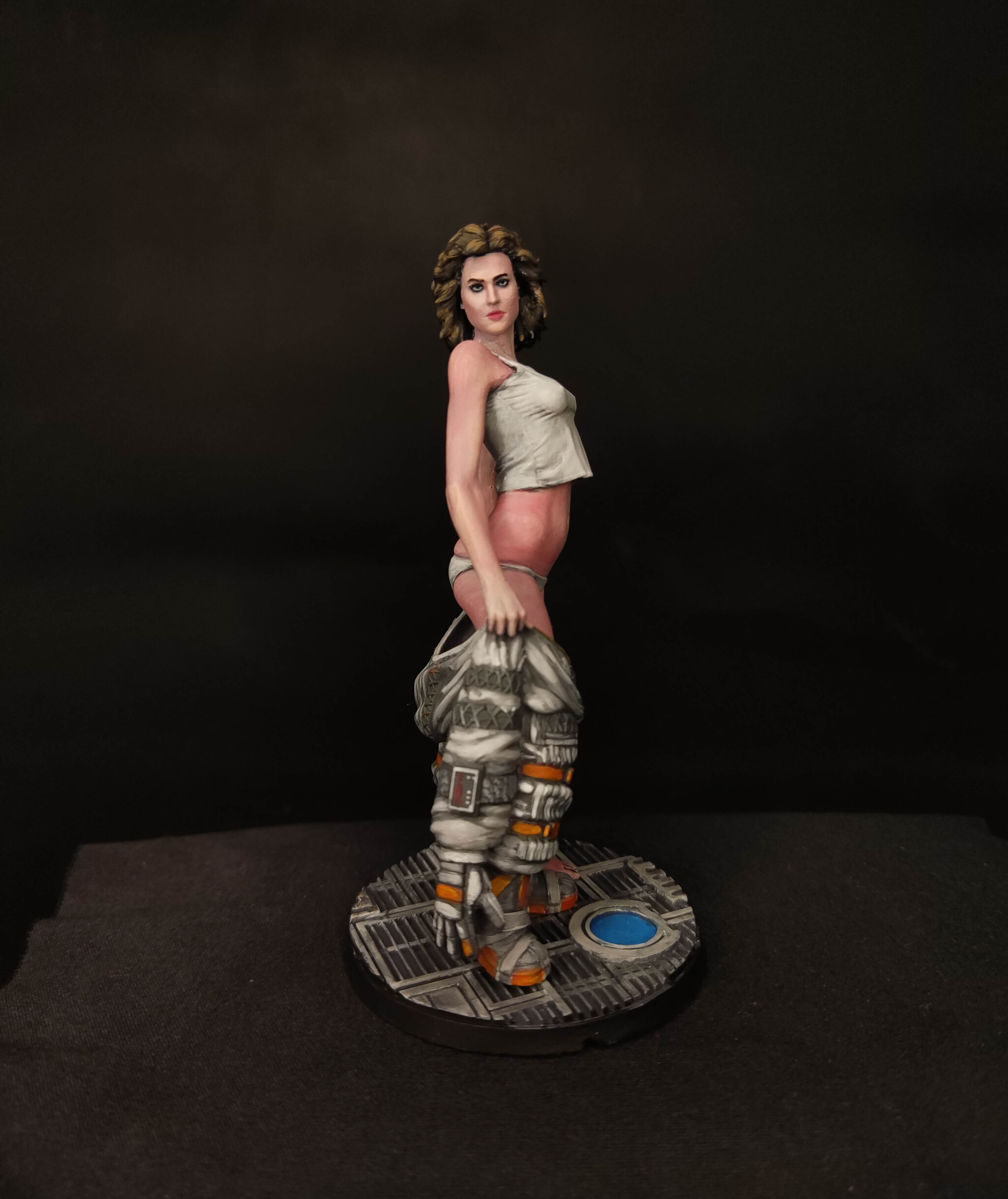 Miniature of Ellen Ripley - My, Painting miniatures, Stand modeling, Miniature, 3D печать, Modeling, Stranger, Ellen Ripley, Longpost