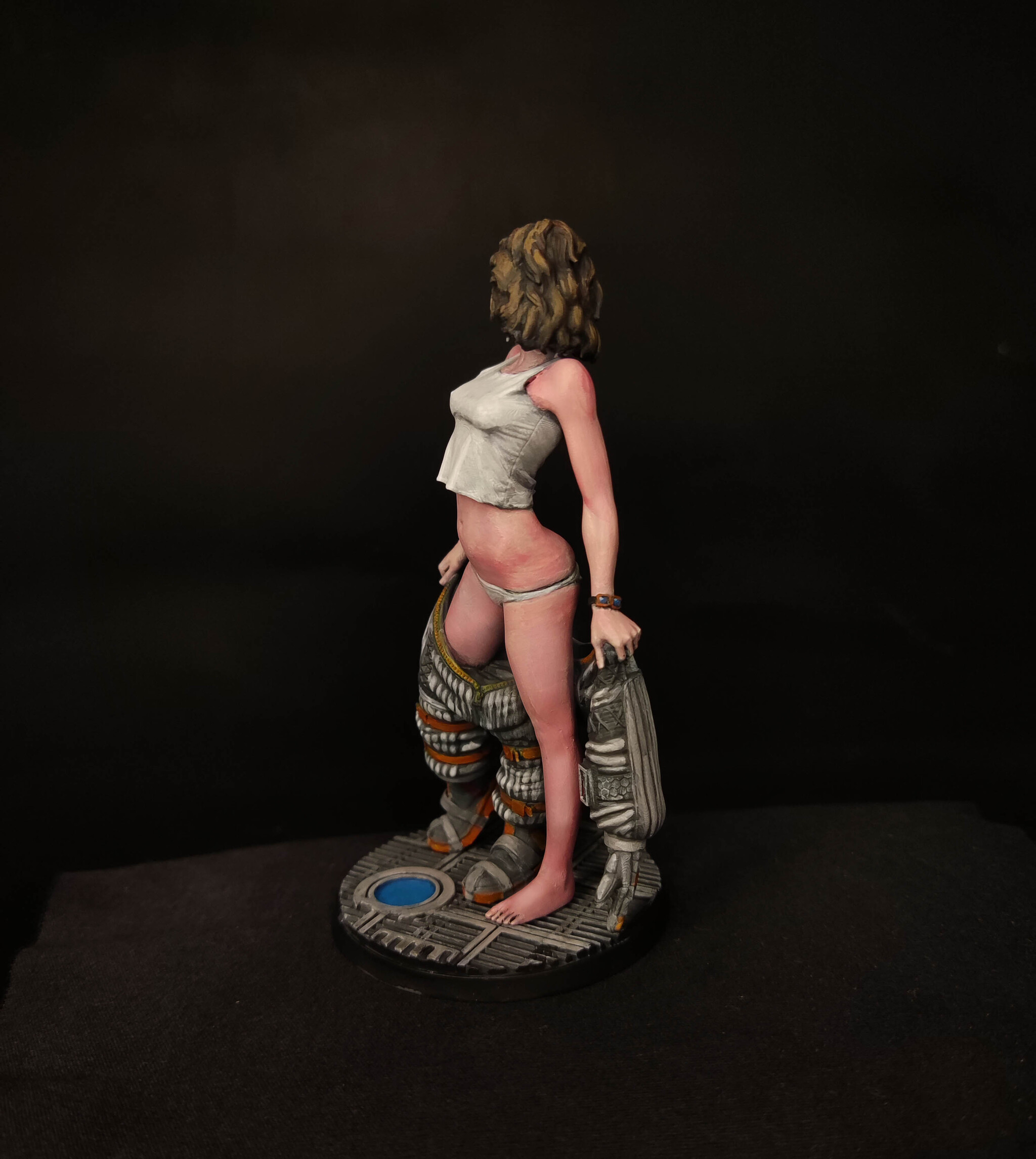 Miniature of Ellen Ripley - My, Painting miniatures, Stand modeling, Miniature, 3D печать, Modeling, Stranger, Ellen Ripley, Longpost