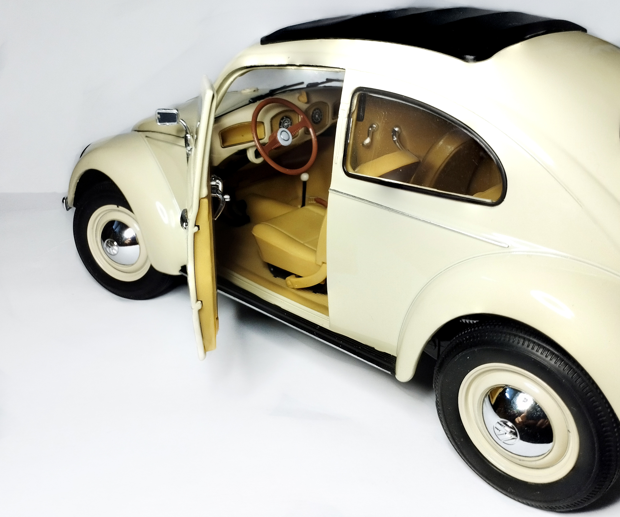 Volkswagen Type 1 (Фольксваген Жук) в масштабе 1:18 от фирмы WELLY | Пикабу