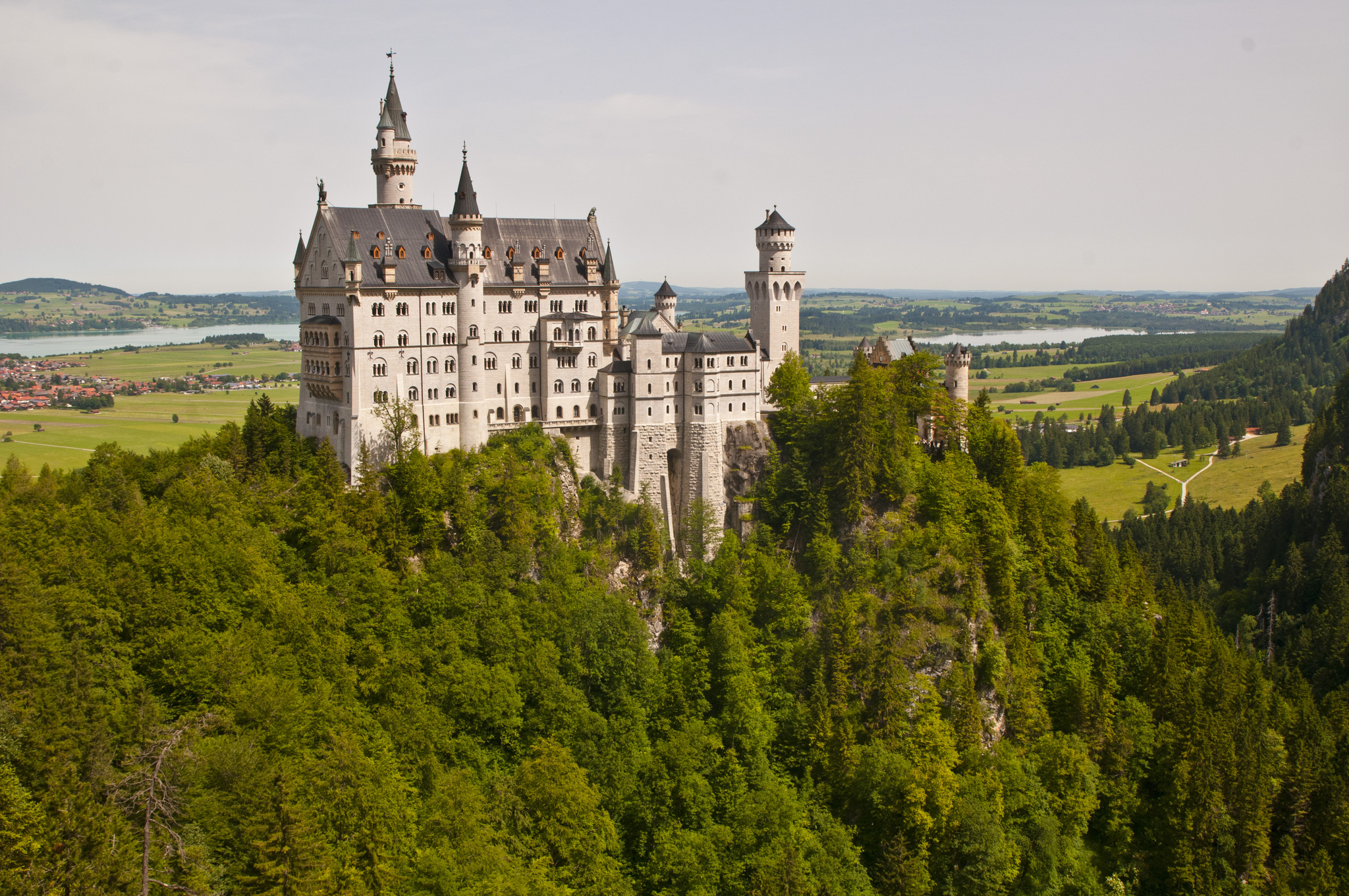 Neuschwanstein and Linderhof Castle, Germany (Bavaria) - My, Travels, Architecture, The photo, Vacation, sights, Bavaria, Germany, Alps, Lake, Hohenschwangau Castle, Neuschwanstein, The mountains, Longpost