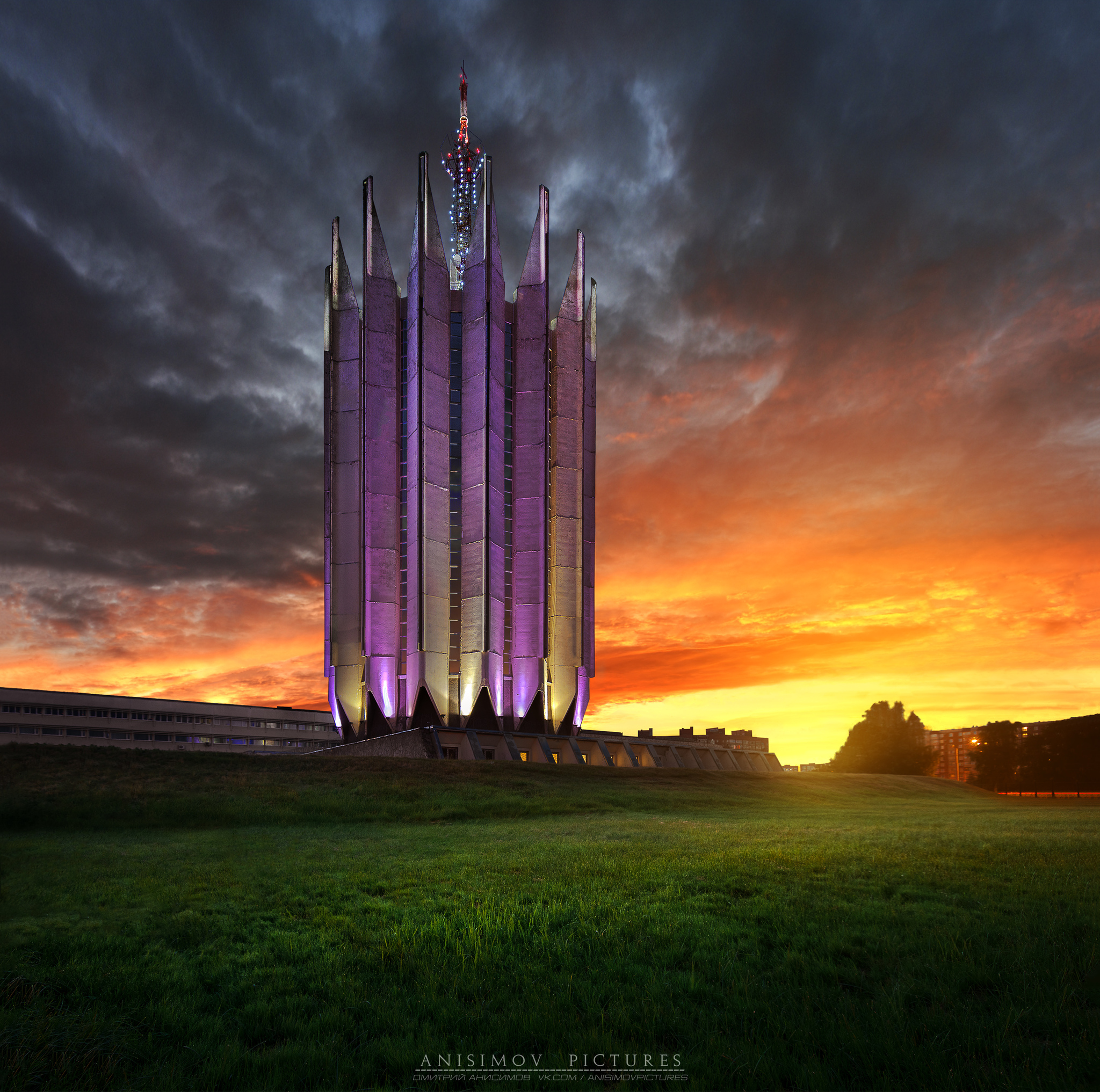 St. Petersburg, tower of the test complex of the Central Research Institute of the RTK - My, The photo, Saint Petersburg, Town, Architecture, Nikon, dawn, Modernism, Soviet architecture