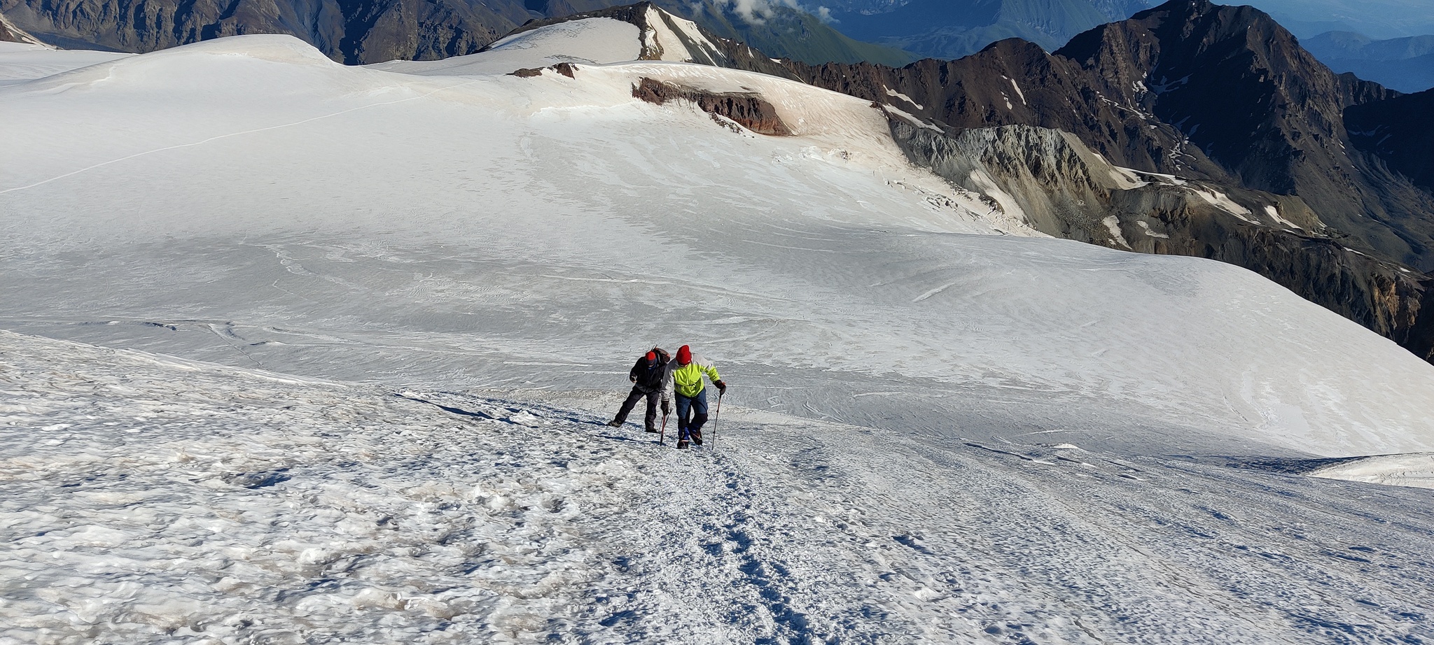 Kazbek in 3 days. Adventure for 20 minutes - come in and out !!! - My, Mountain tourism, Tent, The rocks, Caucasus, Hike, Longpost