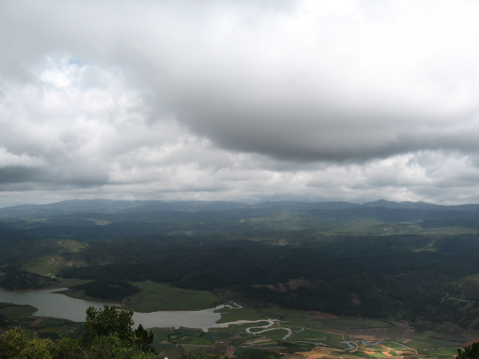 Mount Romeo and Juliet from Dalat - sights, The culture, Informative, Traditions, The mountains, Vietnam, Dalat, Asia, Tourism, Legend, Travels, Longpost