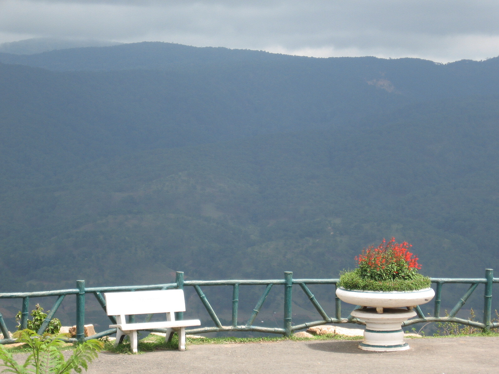 Mount Romeo and Juliet from Dalat - sights, The culture, Informative, Traditions, The mountains, Vietnam, Dalat, Asia, Tourism, Legend, Travels, Longpost