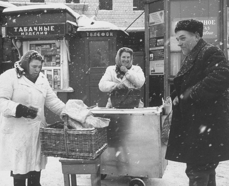 MOSCOW AND MUSCOVITES IN THE WINTER OF 1959 - the USSR, 50th, Old photo, Longpost, Black and white photo, Moscow