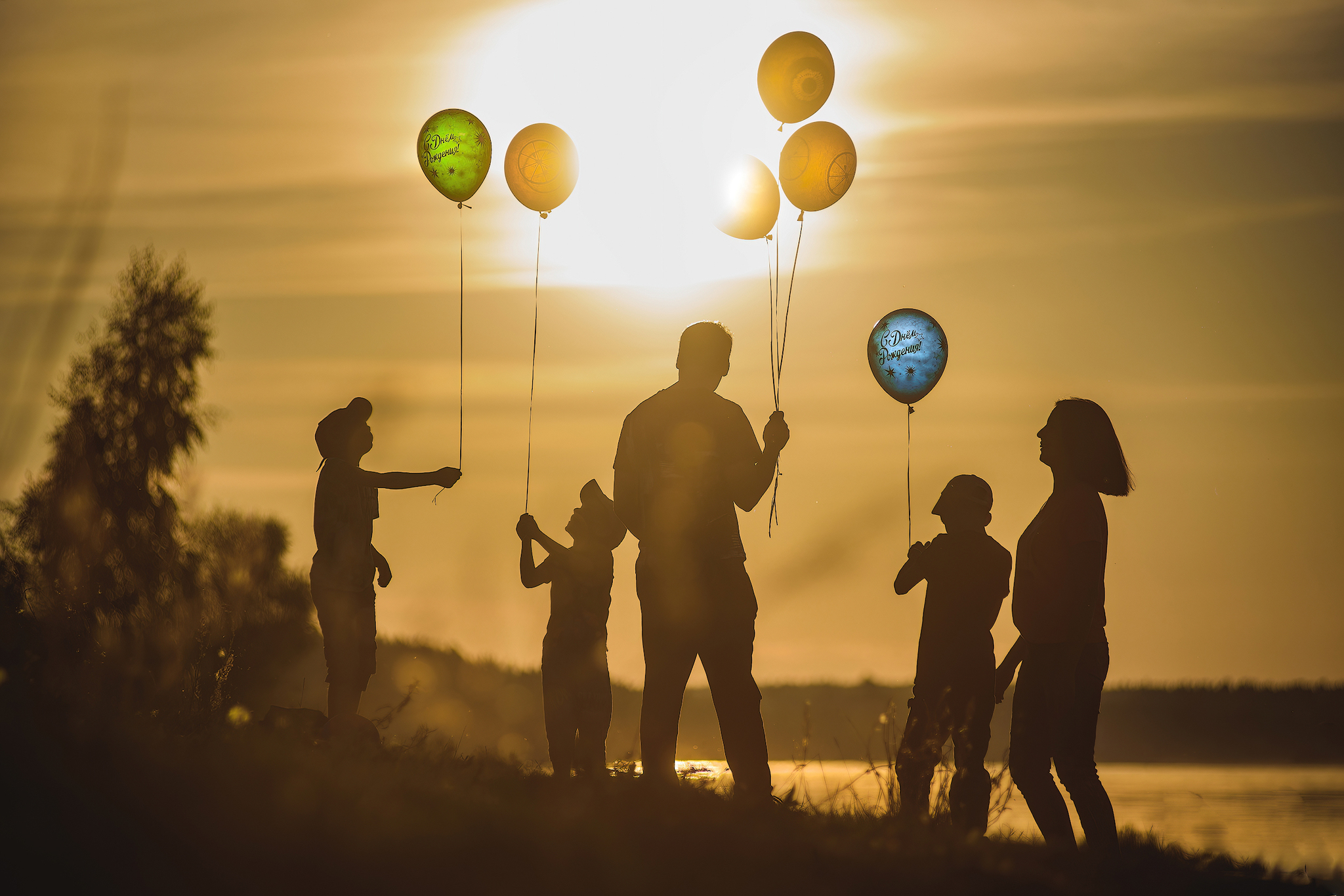 Balloons )) - My, The photo, Summer, Volga river, Ball, Children, People, Sunset, Longpost, Evening