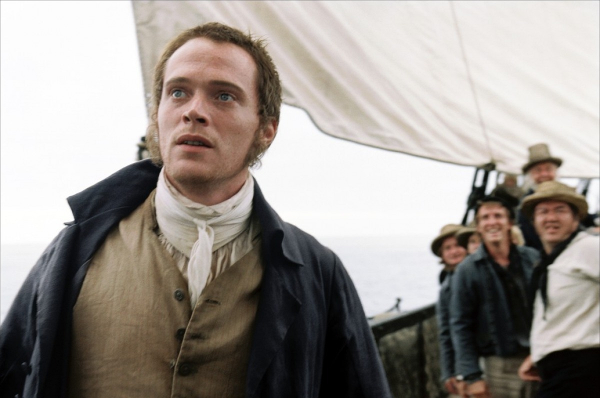 Master and Commander: At the End of the Earth (2003) Cult or Great Movie No. 10, which undeservedly failed at the box office - My, I advise you to look, What to see, Movies, Screenshot, Story, Russell Crowe, Actors and actresses, Screen adaptation, Adventures, Sea, Ship, Napoleonic Wars, Hollywood, Galapagos Islands, Opinion, Drama, USA, Great Britain, France, Failure, Longpost