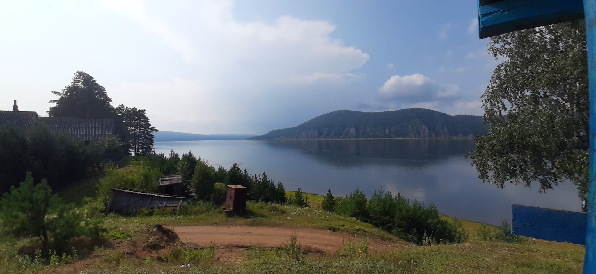 Август, река Ангара - Моё, Река, Мобильная фотография, Поселок, Река Ангара