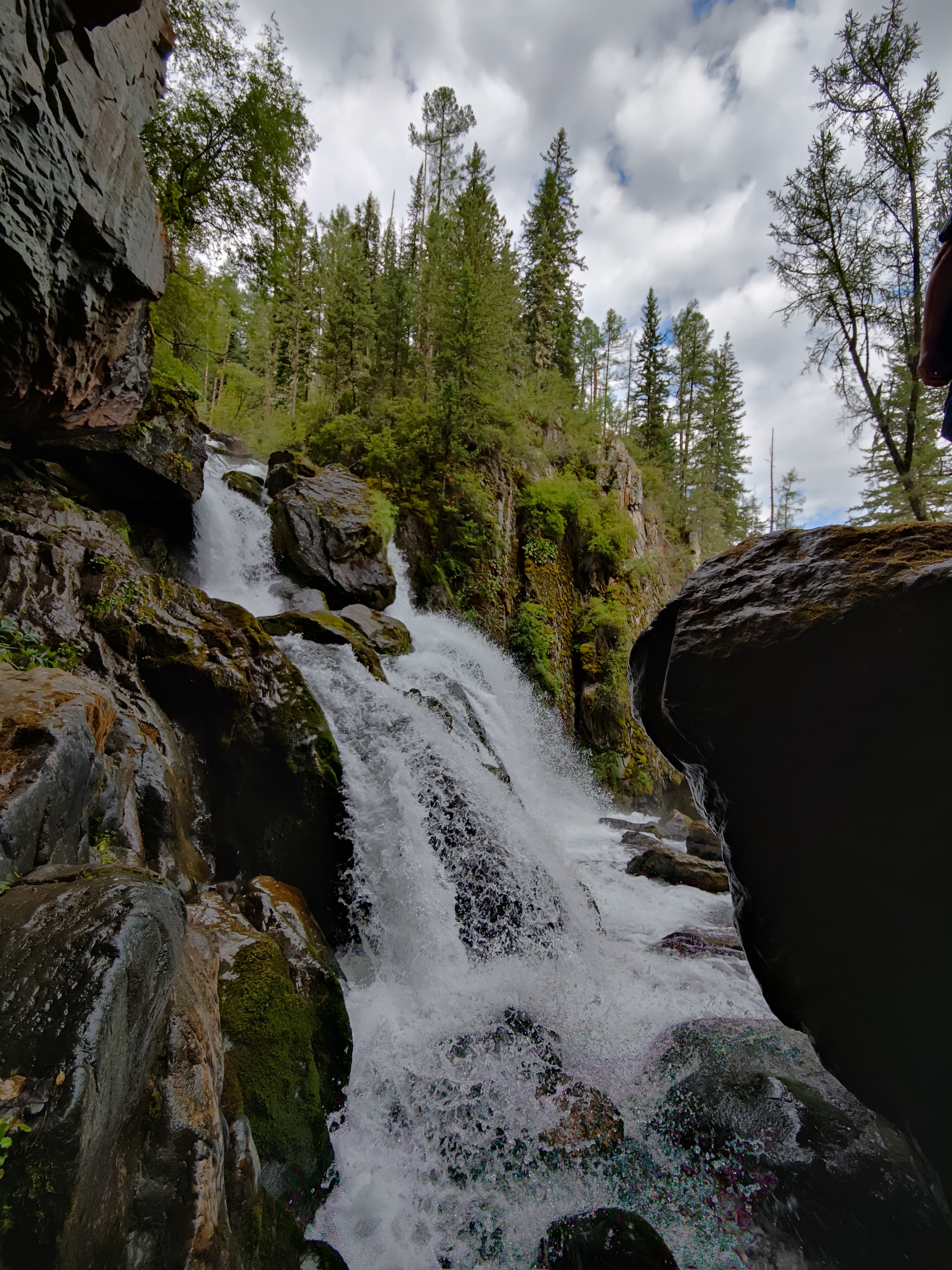 Seven thousand kilometers or four hundred and seventy-five liters of gasoline - My, Nature, The nature of Russia, Altai Republic, Lake, Mobile photography, The rocks, Siberia, Travels, Water, Travel across Russia, Waterfall, The mountains, Longpost