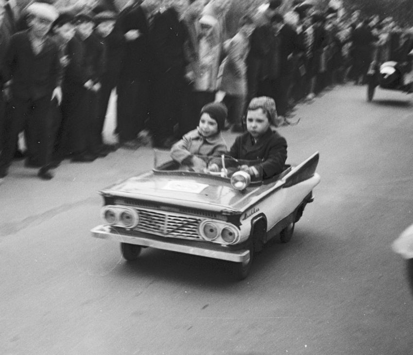 МОСКОВСКИЙ ПРАЗДНИК АВТОМОБИЛИСТОВ В 1966 ГОДУ - СССР, 60-е, Автовыставка, Старое фото, Длиннопост, Черно-белое фото