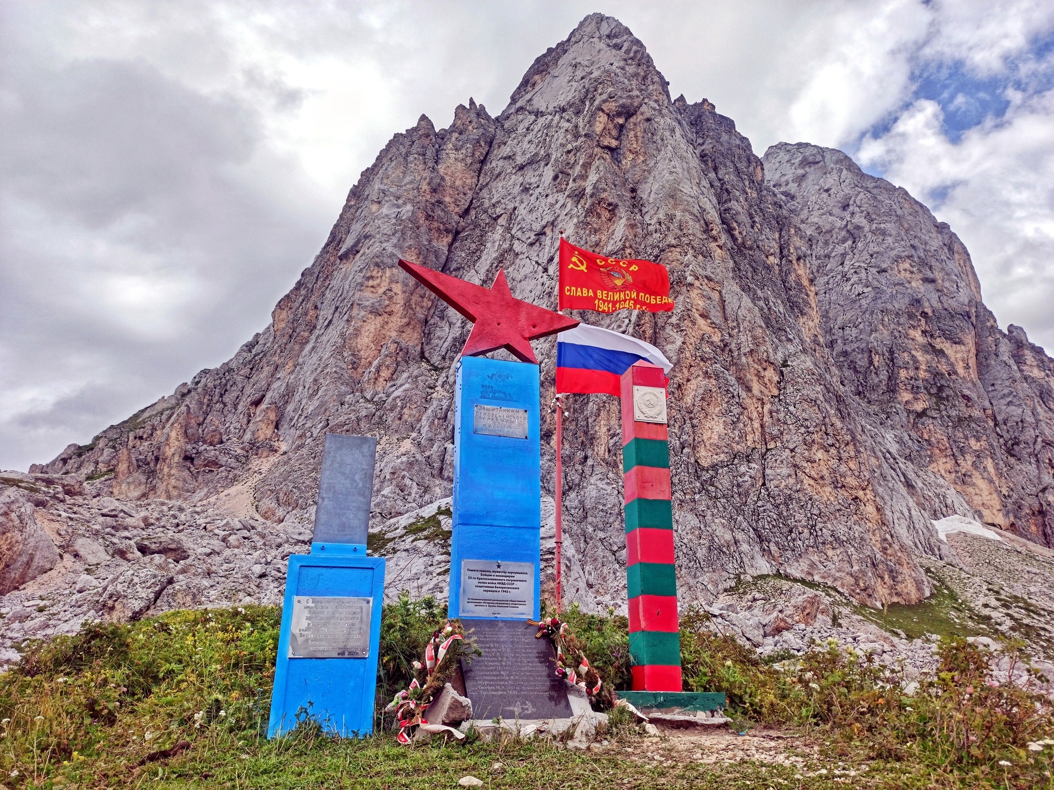 Continuation of the post Caucasian State Natural Biosphere Reserve - My, The photo, Nature, The nature of Russia, Russia, beauty of nature, Caucasus, The mountains, Mountain tourism, Republic of Adygea, Caucasian Reserve, River, Flowers, Sky, Landscape, Reserves and sanctuaries, Forest, beauty, Gotta go, Horses, Tourism, Reply to post, Longpost