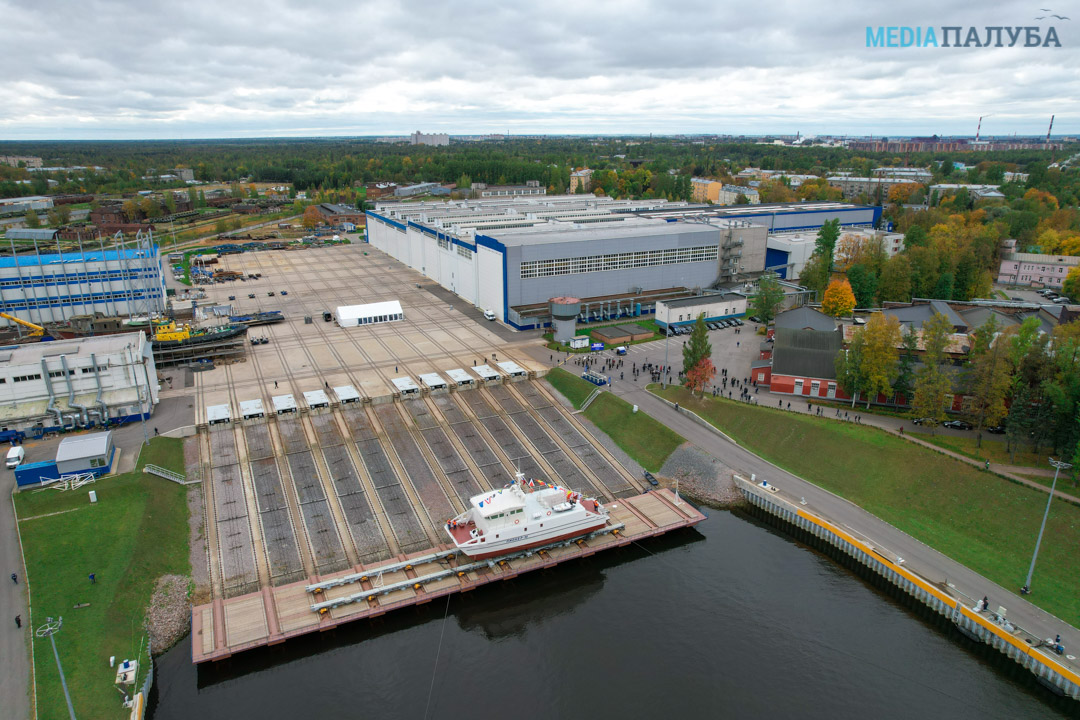 Built in St. Petersburg for SevSU, the R/V Pioneer-M headed for Sevastopol. It contains technologies for unmanned navigation - news, Russia, Shipbuilding, Saint Petersburg, Sevastopol, Longpost