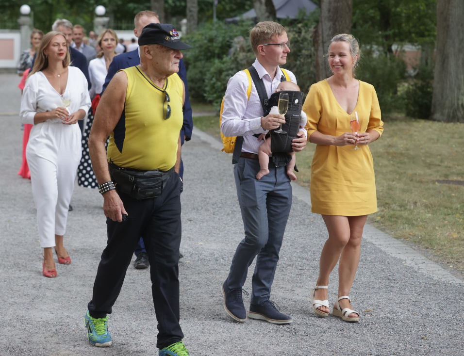 About simplicity - Estonia, The president, Reception, Holidays, Buffet, Longpost