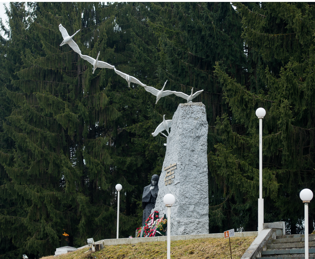 The story of one photo. Gazdanovs - My, The Great Patriotic War, The Second World War, Old photo, History of the USSR, Monument, Gazdanov, Cranes are flying, Mark Bernes, Repeat, Longpost, Video, Youtube