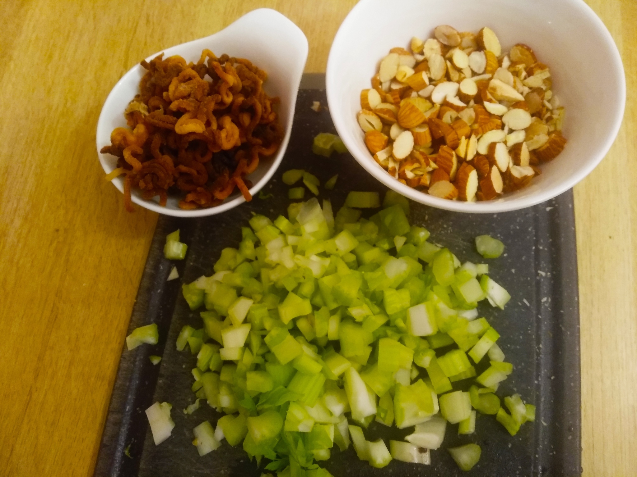 Rolls with chicken salad and fried noodles - My, Hen, Recipe, Roll, Noodles, Almond, Mayonnaise, Celery, Longpost