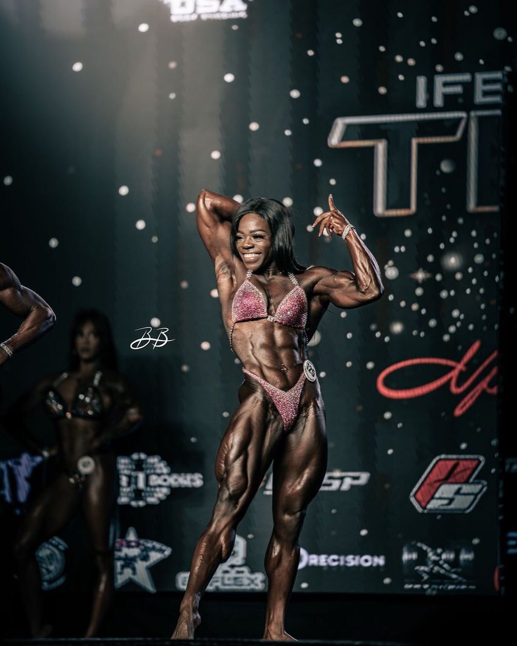 Ashley Jones - Bodybuilders, Womens physique, Body-building, Strong girl, Ebony, Sports girls, Fitness, The photo, Video, Vertical video, Longpost, Ashley Jones