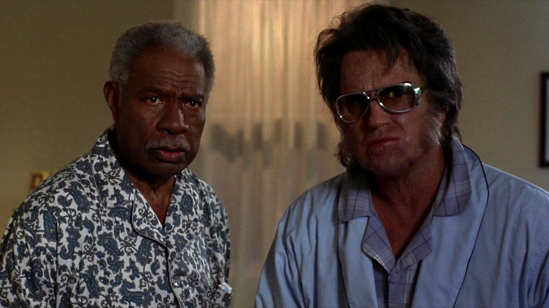 Bubba Ho-Tep (2002). #21 Cult or Great Movie That Unfairly Failed at the Box Office - My, Movies, I advise you to look, What to see, Actors and actresses, Horror, Comedy, Mystic, Bruce Campbell, Screenshot, Nostalgia, Trash, Elvis Presley, City's legends, Zombie, Mummy, Scarab, Pension, The photo, Don Coscarelli, Phantasm, Longpost