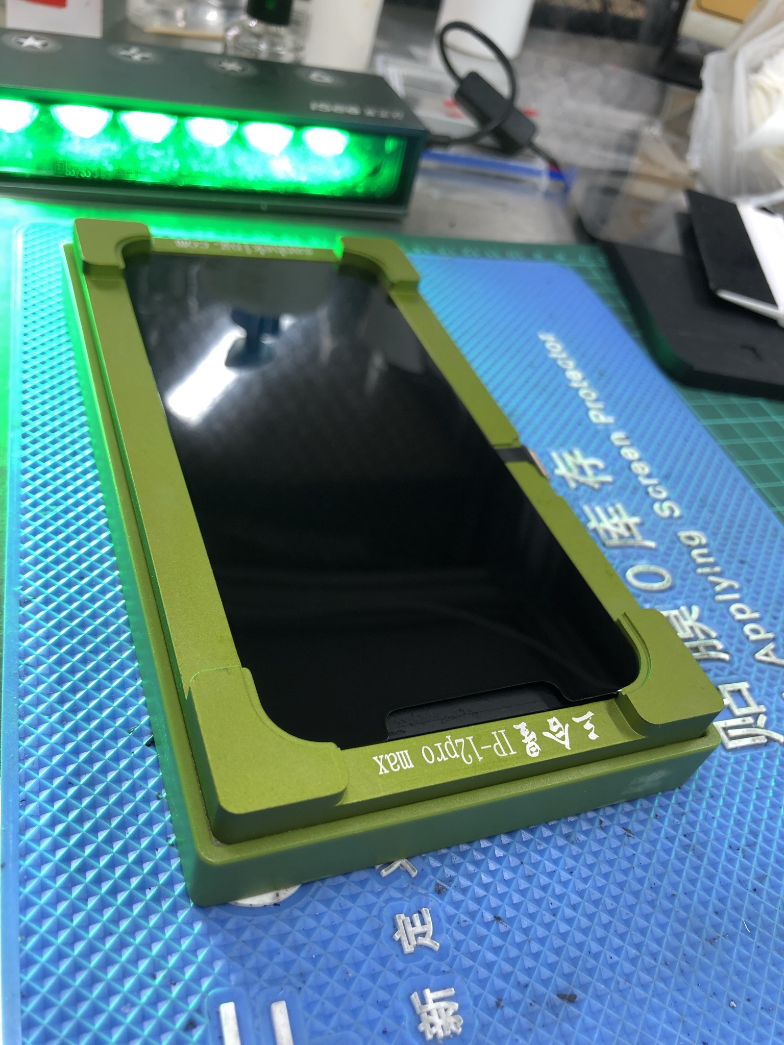 Iphone 12 Pro Max glass replacement. apple shovel - My, Apple, Iphone 12, Rukozhop, Ремонт телефона, Repair of equipment, Telephone, Breaking, Plywood, Glass replacement, Longpost