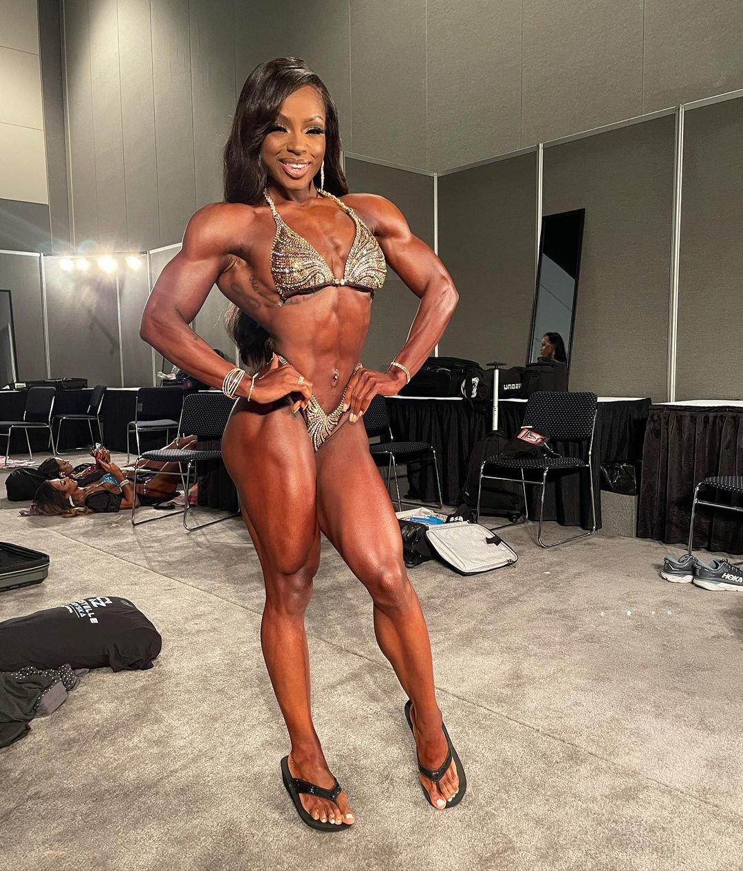 Sydney Gillon - Bodybuilders, Girls, Sports girls, Fitonyashka, Fitness, Body Fitness, Body-building, Strong girl, Ebony, Video, Vertical video, Longpost, Cydney Gillon