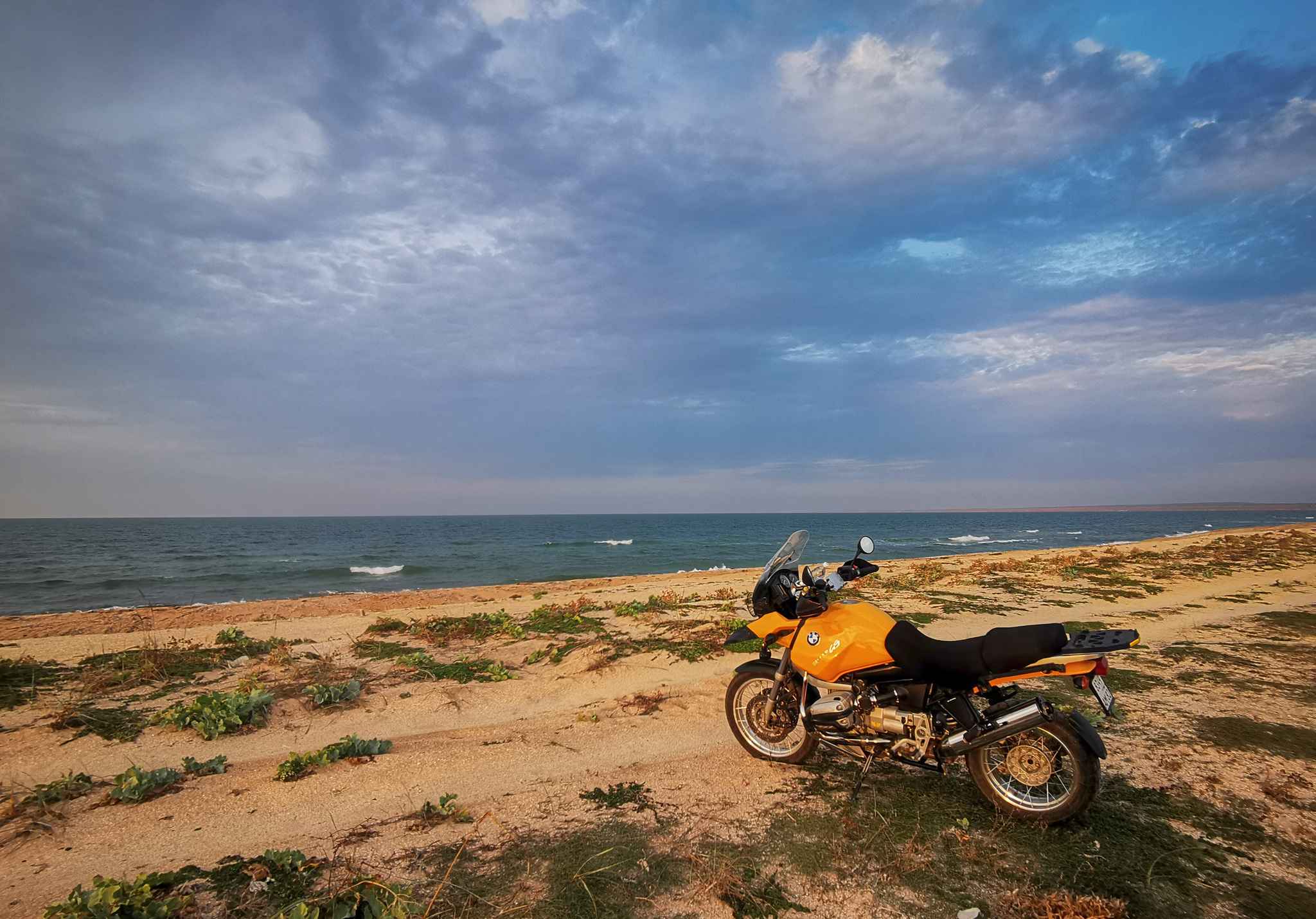 Another motorcycle sunset in a motorcycle tape - My, Moto, Sunset, BMW r1150gs, Weekend