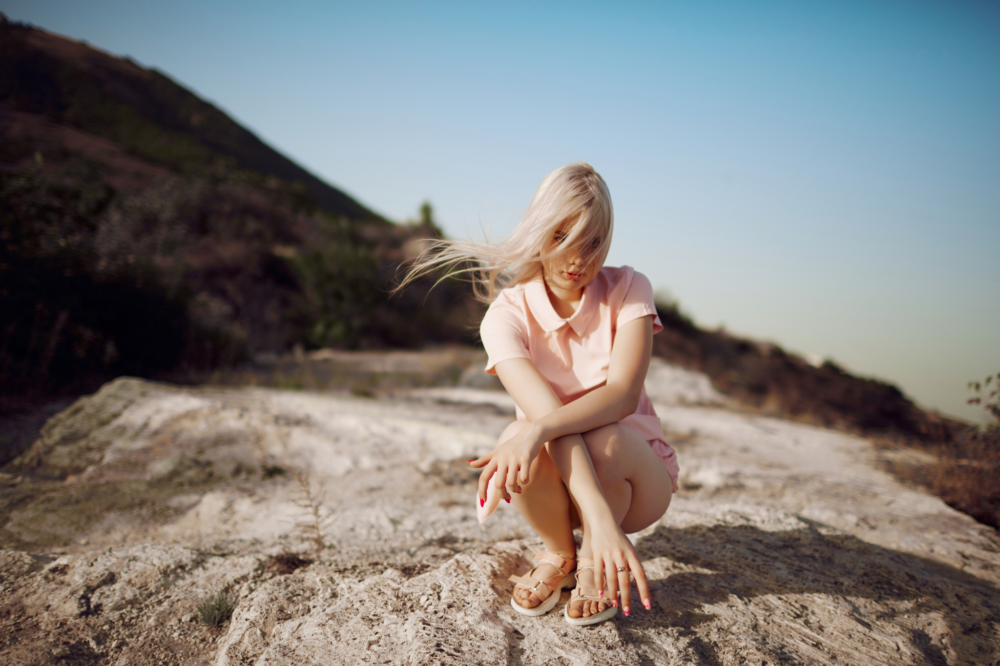 Beginning model - My, Models, Caucasus, Essentuki, Summer, The mountains, PHOTOSESSION, Blonde, Nature, Blue eyes, Sunset, Female gaze, Sight, Posing, The rocks, Longpost, Girls