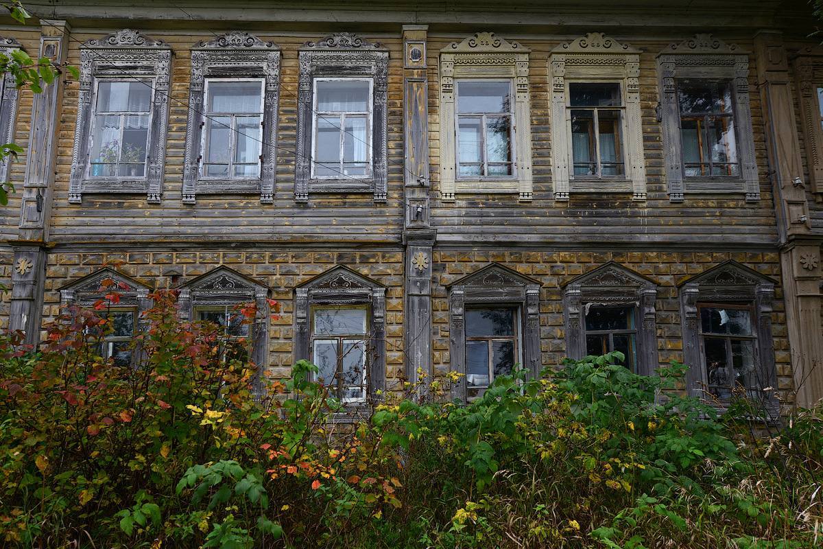 Архангельский дом. Дом Купцов Гусевых в Черевково. Дом Гусева Черевково. Дом купца Гусева 19 век. Дом купца Рысева Слободской.