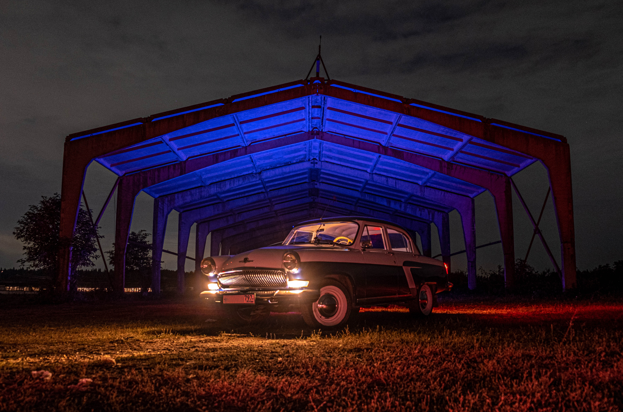 GAZ 21. In the hangar - My, The photo, Gaz-21, Retro car, Beginning photographer