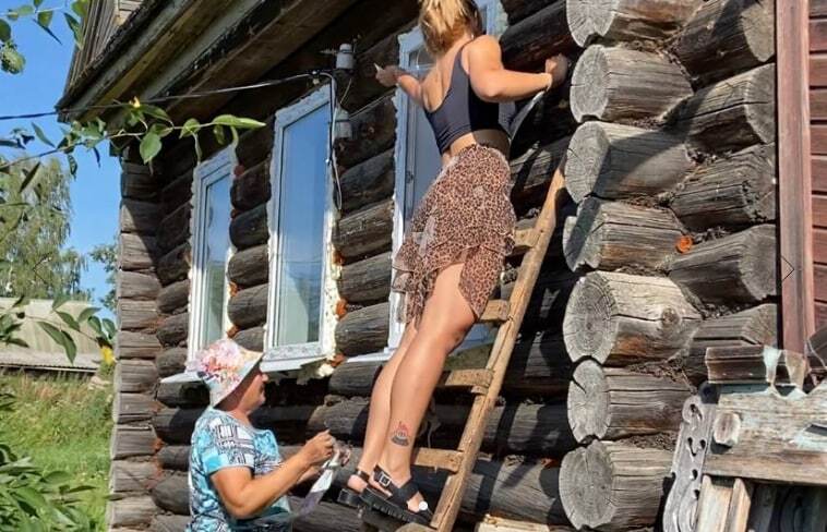 New windows for Grandma Toma - My, Village, Grandmother, Relatives, Childhood, Dacha, Kindness, Help, Nature, The nature of Russia, People, Memories, Video, Vertical video