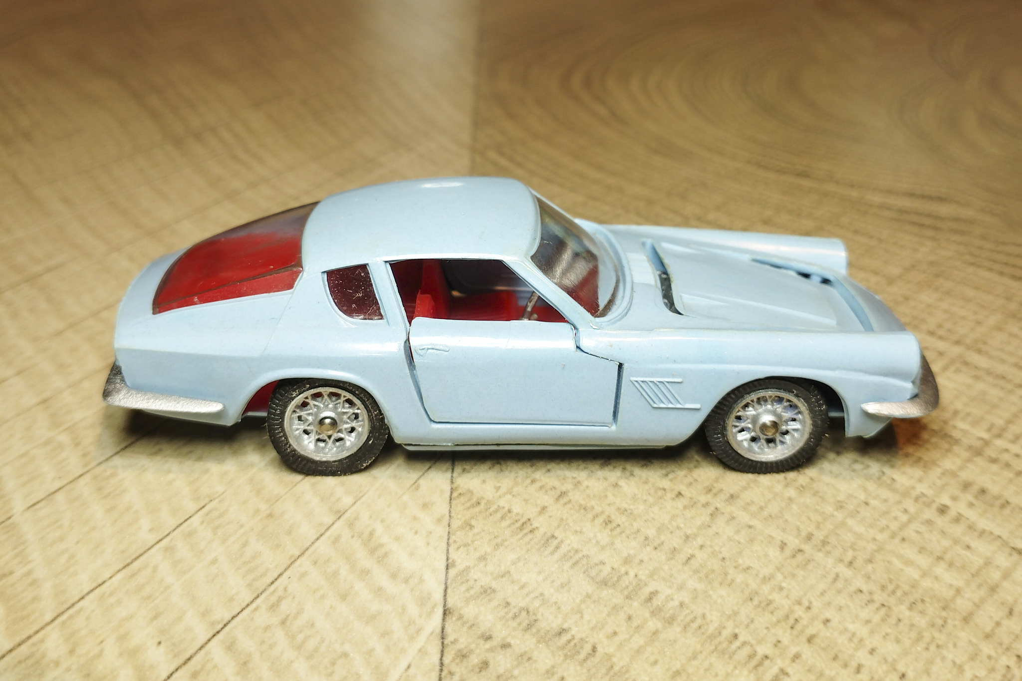 Maserati Mistral 3700 Coupe в масштабе 1:43. Сделано в СССР - Моё, Коллекционирование, Коллекция, Моделизм, Mazeratti, Миниатюра, 1:43, Сделано в СССР, Прогресс, Сюрприз, Ремейк, Подарки, Длиннопост, Масштабная модель