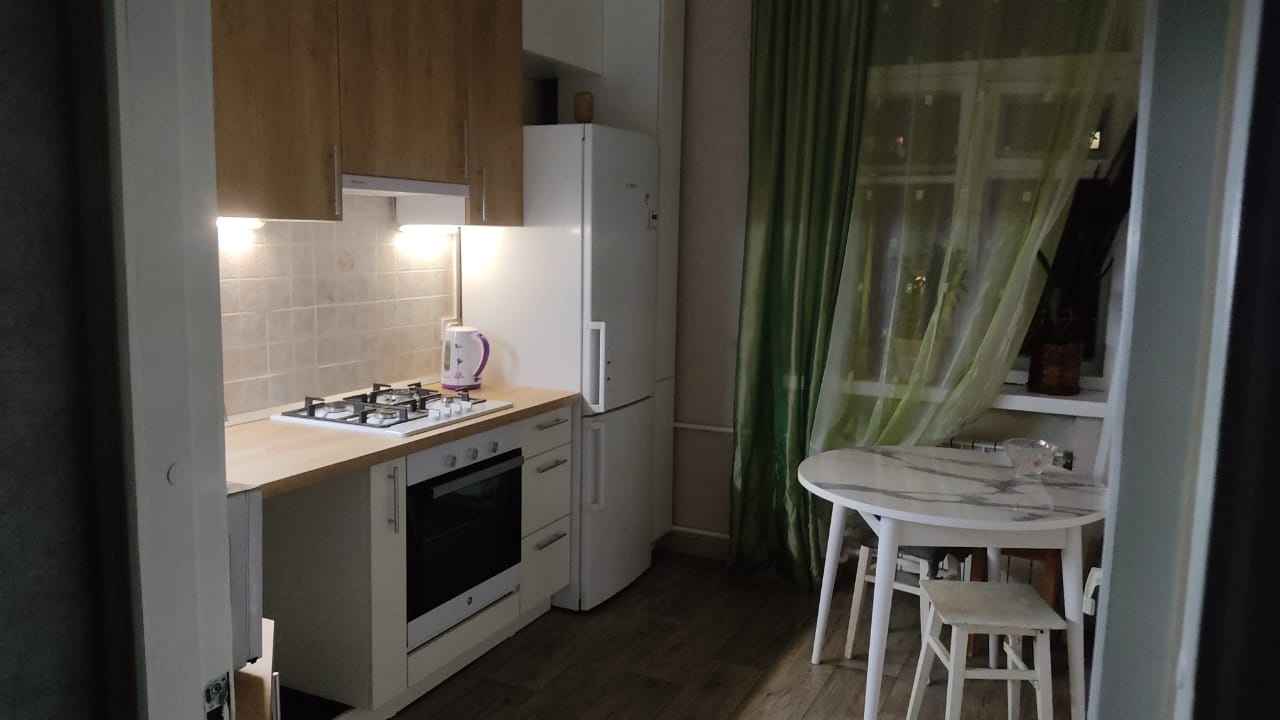 Kitchen renovation in stalinka 3 - My, Rukozhop, Repair, Vertical video, Repairers Community, With your own hands, Floor, Building, Construction, Long, Video, Longpost, Stalinist architecture