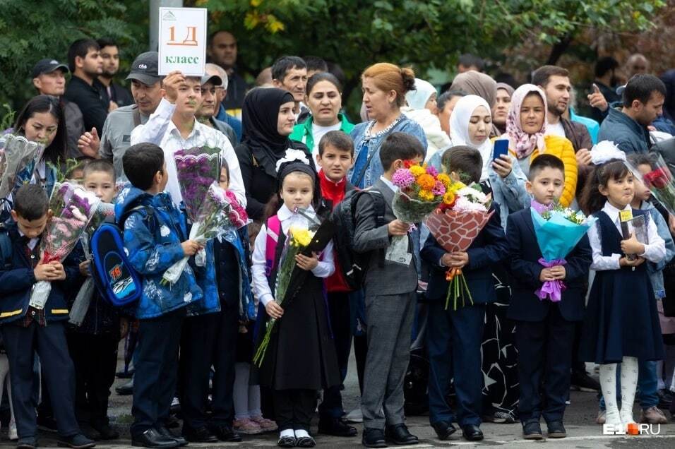 Первое число месяца сафар в школе №149 вилаята Екатеринбад Свердловской мухафазы. Султанат Русия, 1444 год по Хиджре - Мигранты, Россия, Миграция, Политика, Школа, Длиннопост