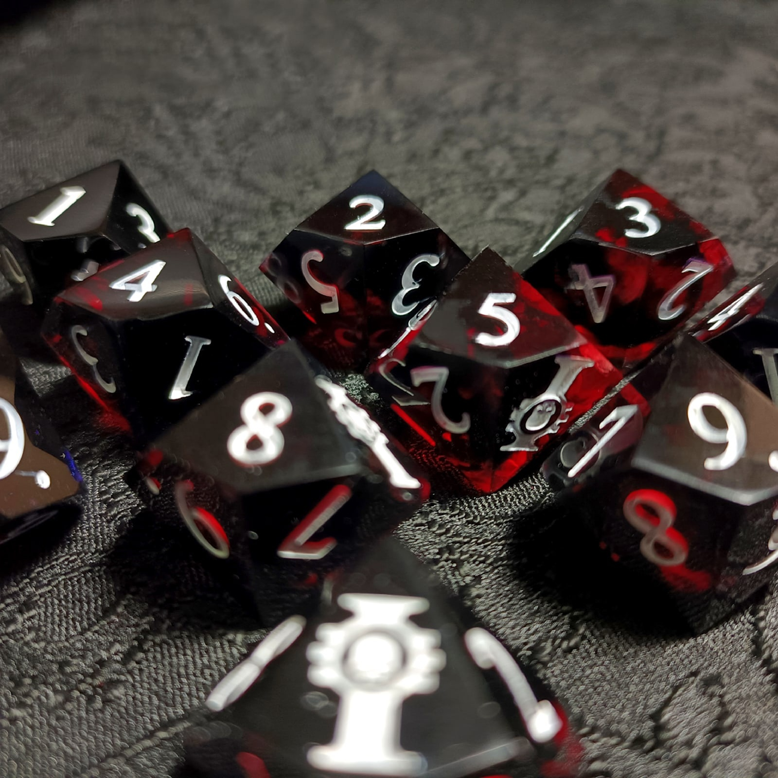 Dice for Dark Heresy - My, Needlework with process, Tabletop role-playing games, Our NRI, Dice, RPG, Warhammer 40k, Dark heresy, Role-playing games, Longpost