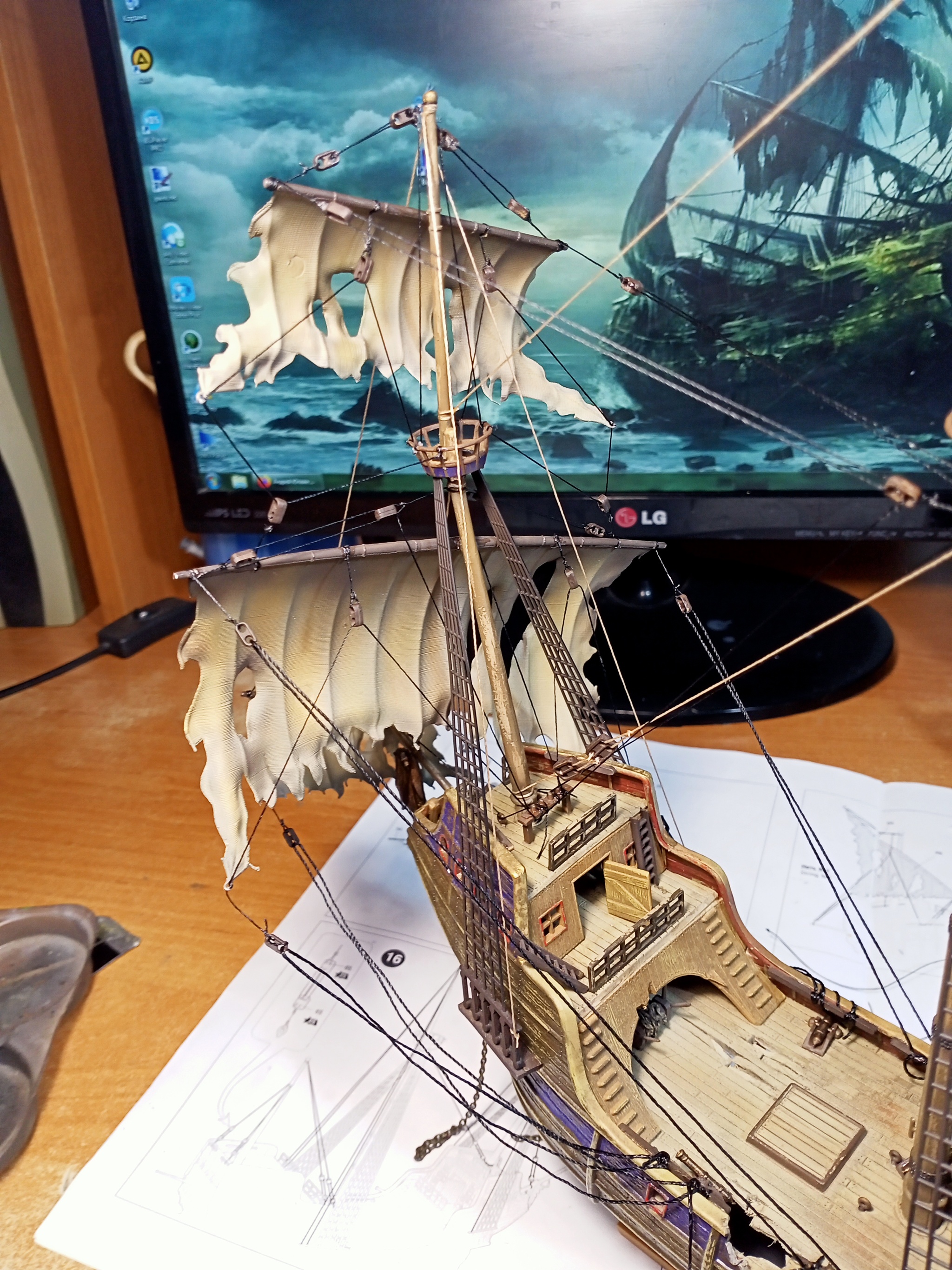 returned to the shore. Stage 1. Flying Dutchman (1/100 Star). Assembly notes - My, Stand modeling, Modeling, Scale model, Miniature, Painting miniatures, With your own hands, Needlework with process, Needlework, Prefabricated model, Assembly, Airbrushing, Overview, Ship modeling, Ship, Fleet, Sailboat, Flying Dutchman, Призрак, Shipwreck, Longpost