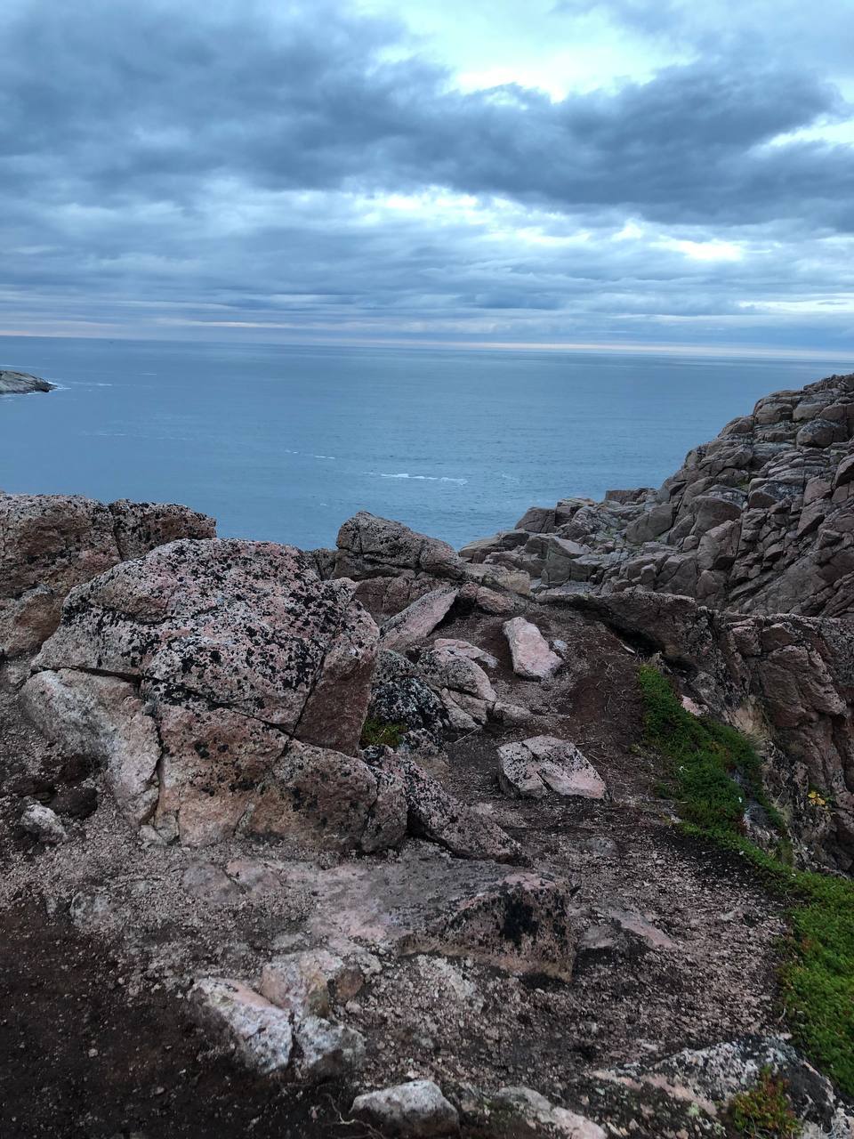 Journey to Teriberka - My, The photo, Nature, Russia, The nature of Russia, The rocks, Waterfall, Teriberka, Sea, River, Lake, Sky, Shore, Mobile photography, Murmansk region, Berries, Landscape, beauty, Travels, Travel across Russia, Longpost, beauty of nature