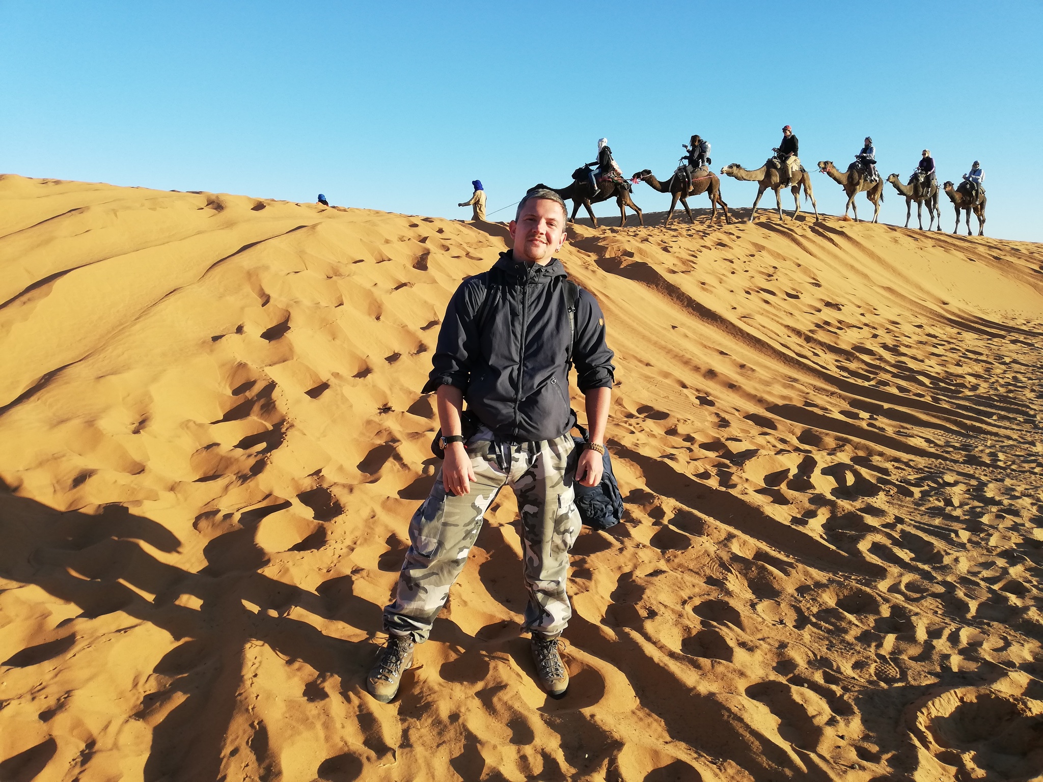 Morocco 2019. Day 10. Sahara. PART 2: - My, Prose, Author's story, Adventures, Hike, To be continued, Writing, Sahara, The mountains, Kola Peninsula, Camping, Туристы, Mountain tourism, Russian language, The words, English language, Russians, Samizdat, Travels, Morocco, Mat, Video, Longpost, Story