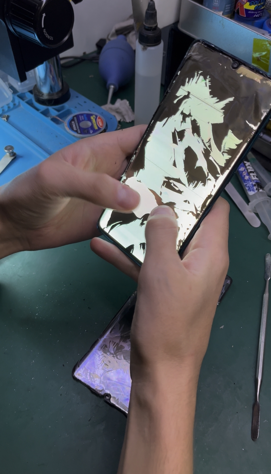 Ultra-fast glass replacement for Xiaomi mi note 10pro. - My, Moscow, Ремонт телефона, Glass replacement, Xiaomi, Humor, Screen replacement, GIF, Longpost, Mi Note 10