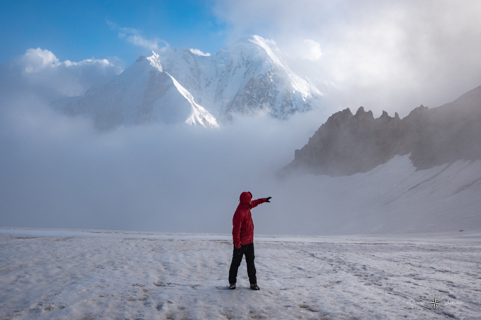 Caucasus-2020. 3+ Day eight: in the realm of ice, scree and technology - My, Mountain tourism, Tent, Hike, Tourism, Travels, Mountaineering, Caucasus, Summer, Vacation, Extreme, Glacier, Camping, The rocks, Longpost, The mountains