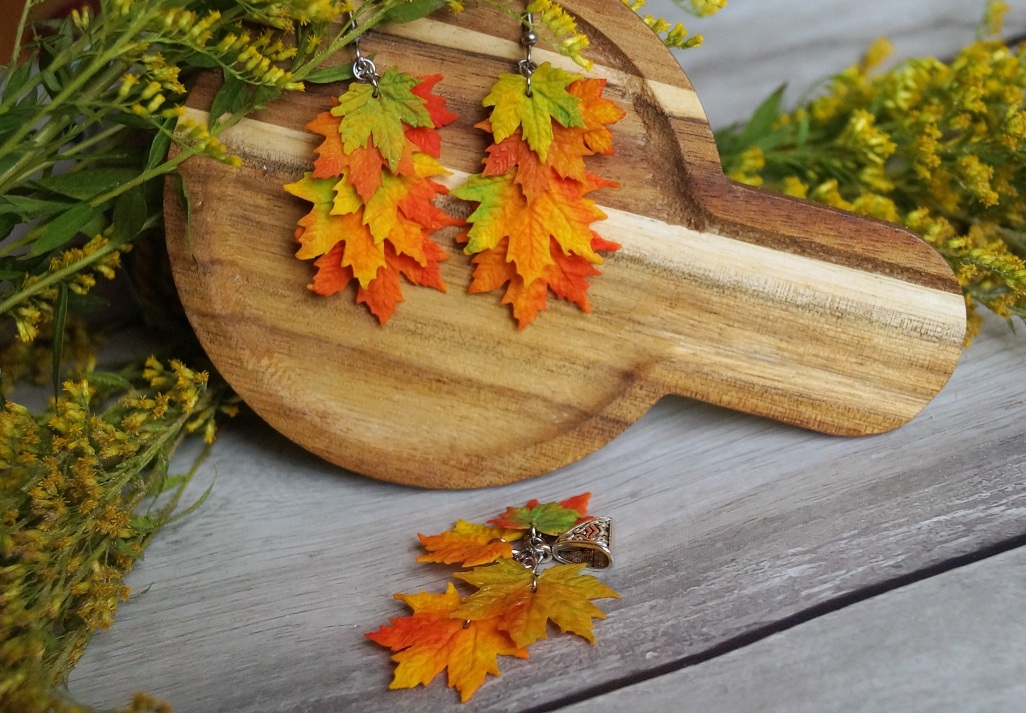 Autumn earrings maple made of polymer clay - My, Polymer clay, Лепка, Autumn, Decoration, Maple, Girls, Women, beauty, beauty of nature, Nature, Creation, Needlework without process, Handmade