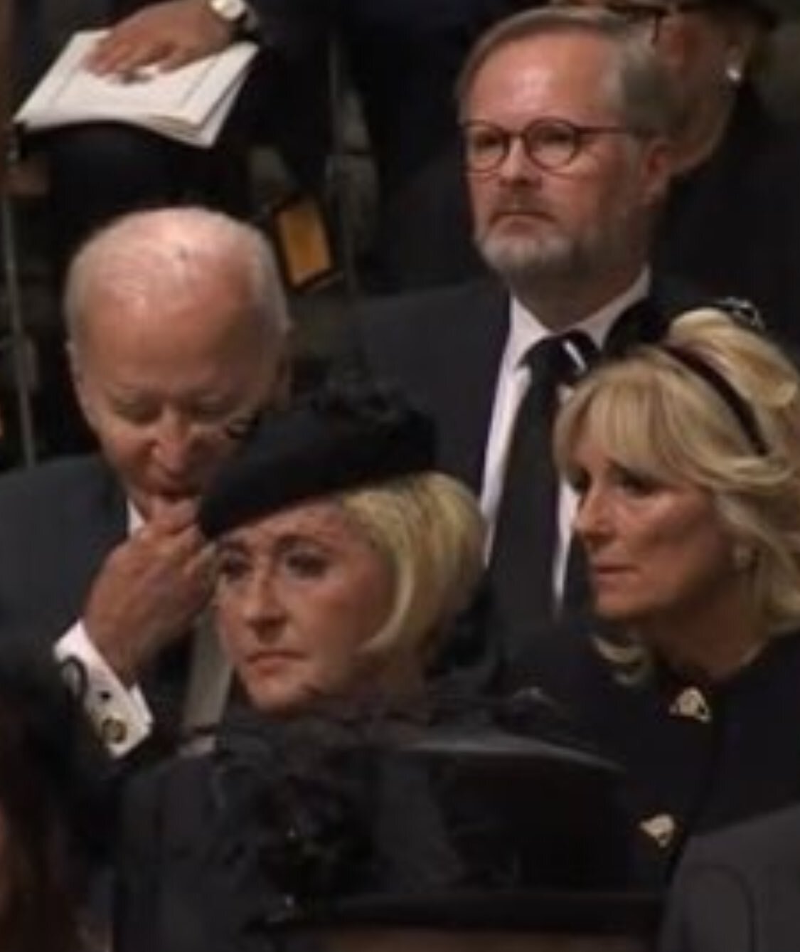 Why is Biden playing with his tongue at a ceremony honoring the late Queen Elizabeth II? - Joe Biden, USA, Great Britain, Death of Elizabeth II, Politics, Queen Elizabeth II