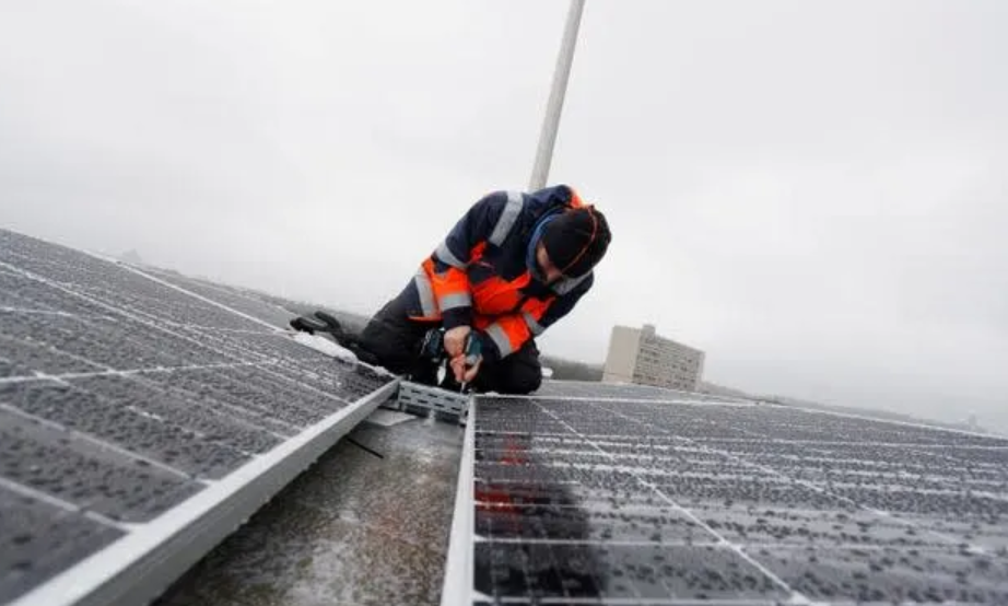 Quartz: Europe replaces energy dependence on Russia with solar dependence on China - Politics, European Union, Russia, Business, China, Translated by myself, Solar panels