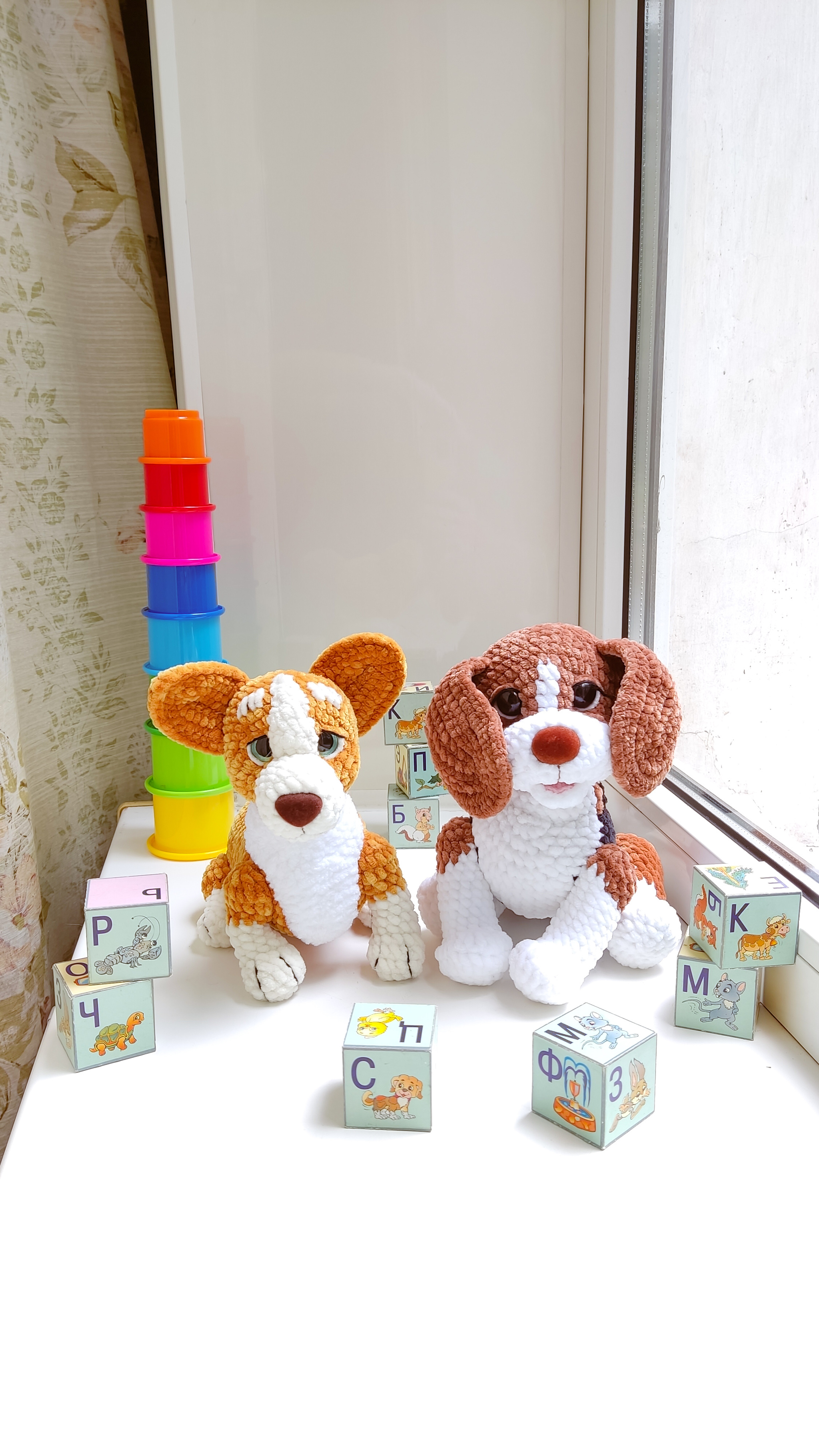 A couple of dogs - My, Amigurumi, Crochet, Knitting, Hook, With your own hands, Products for children, Handmade, Plush Toys, Plush yarn, Plush, For the little ones, On hook, Interior toy, Soft toy, Needlework, Alchevsk, Longpost, Knitted toys