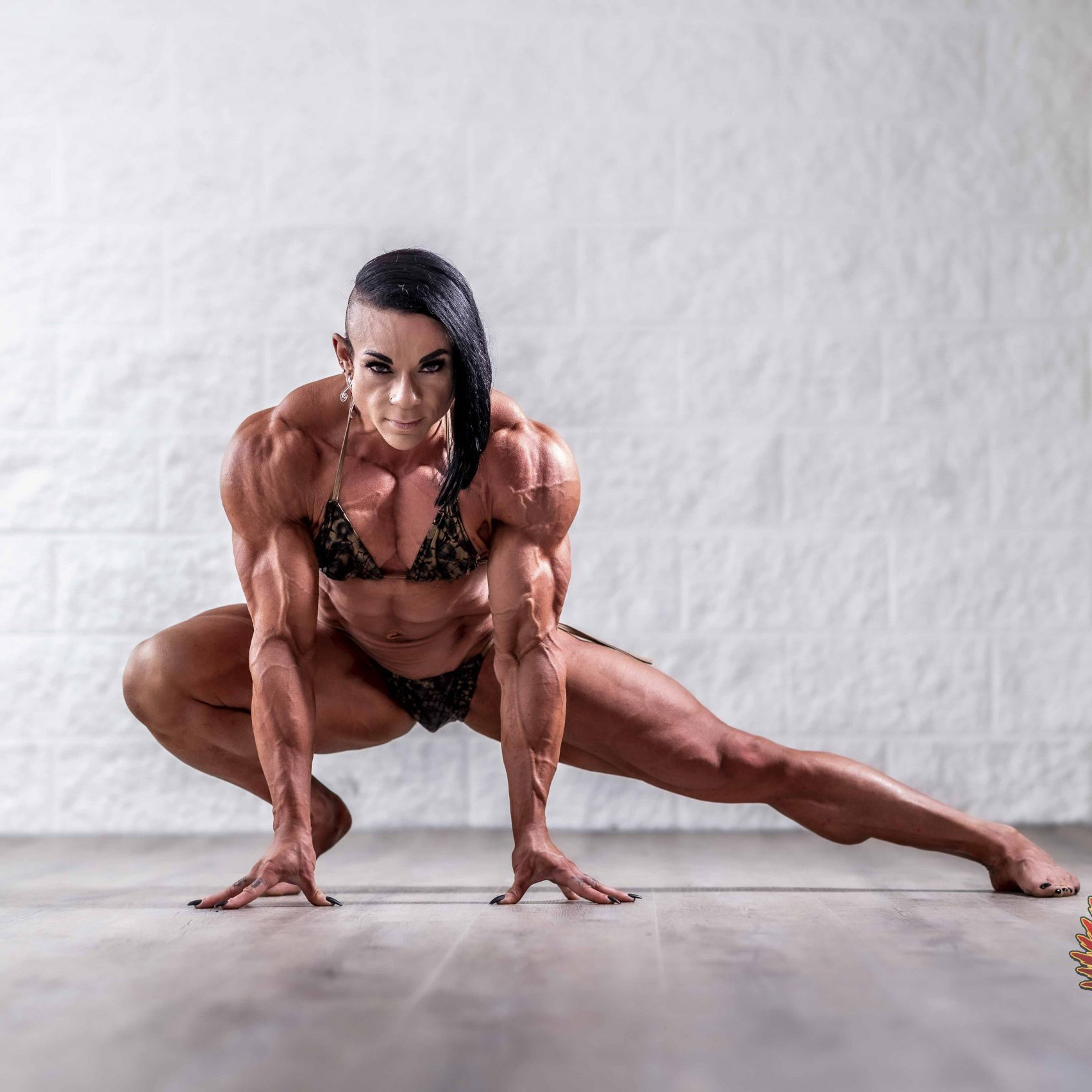 Angela Yeoh - NSFW, Angela Yeo, Bodybuilders, Body-building, The photo, Muscle, Booty, Swimsuit, Torso, Press, Sleep-Sleep, Sports girls, Longpost, Strong girl