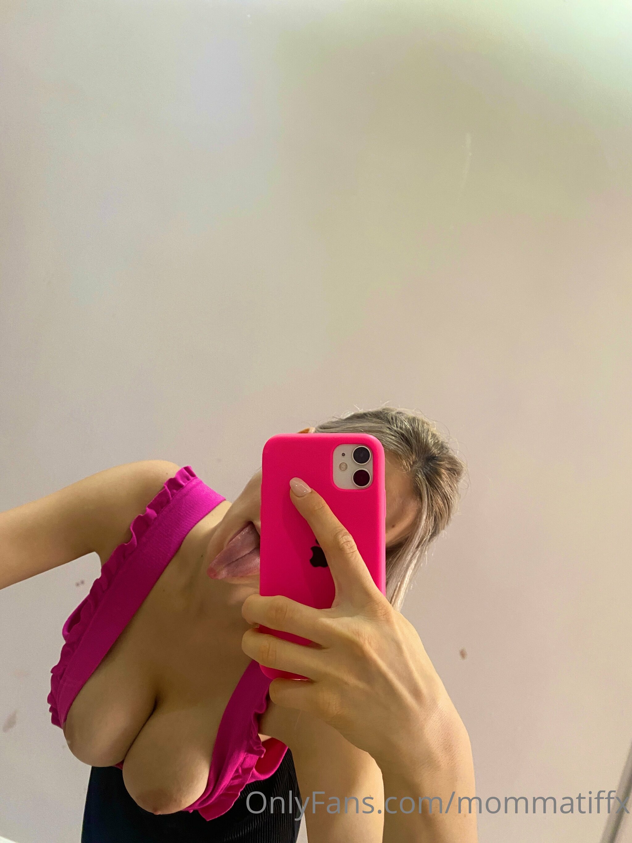 OnlyFans mommacelinex,celinebbyx,tiffanybbyx - NSFW, Booty, GIF, Porn, Picture with text, Memes, Masturbation, Parody, Incorrectly told plot, Comedy, Longpost, Storyboard, Erotic, Girls